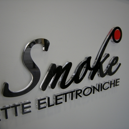 Negozio Sigarette Elettroniche Magic Smoke, Bologna